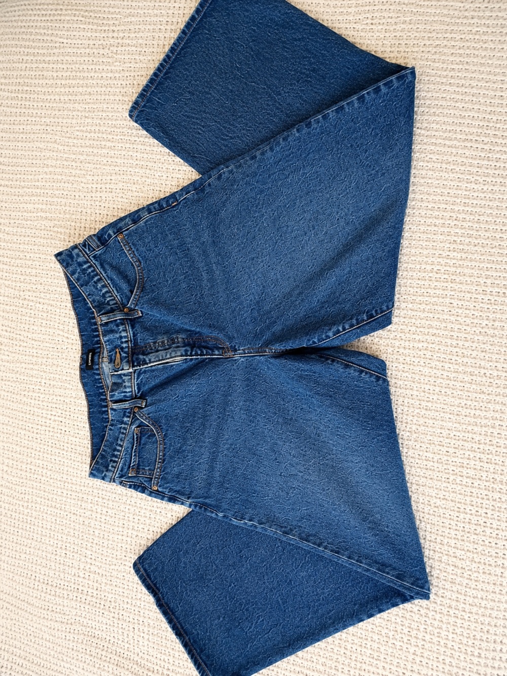 Express Women's wide leg ankle Jeans in Dark Blue Denim